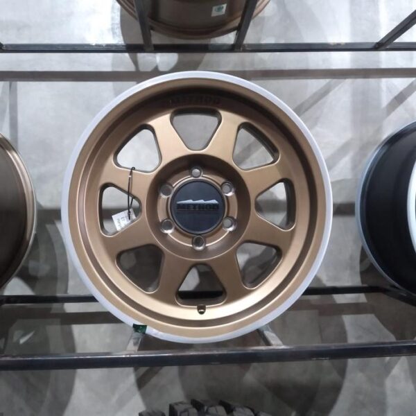 METHOD MR701 BRONZE 16X8 6X139.7 ET0