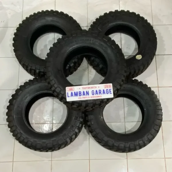 SECOND ITEM - BAN BFG KM2 USA 255/ 75 R17
